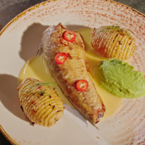 HAKE WITH POTATOES, PEA PURÉE & BEURRE MONTÉ