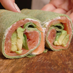 SAVORY SPINACH CRÊPES WITH SMOKED SALMON