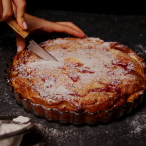 STRAWBERRY CHEESECAKE CRINKLE TART